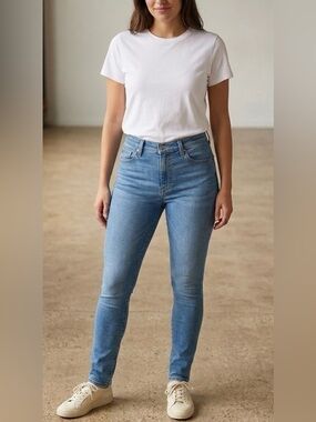 311 Levi's women's boyfriend-style jeans..